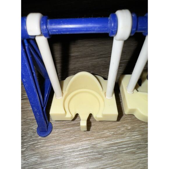 2021 Hasbro Dollhouse Double Swingset Toy - Picture 4 of 5